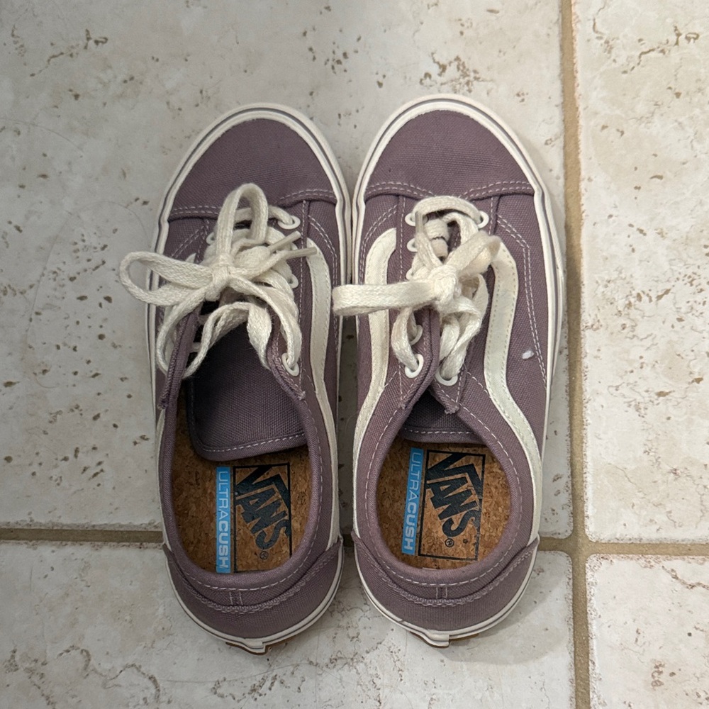Vans Women's Purple Sneakers